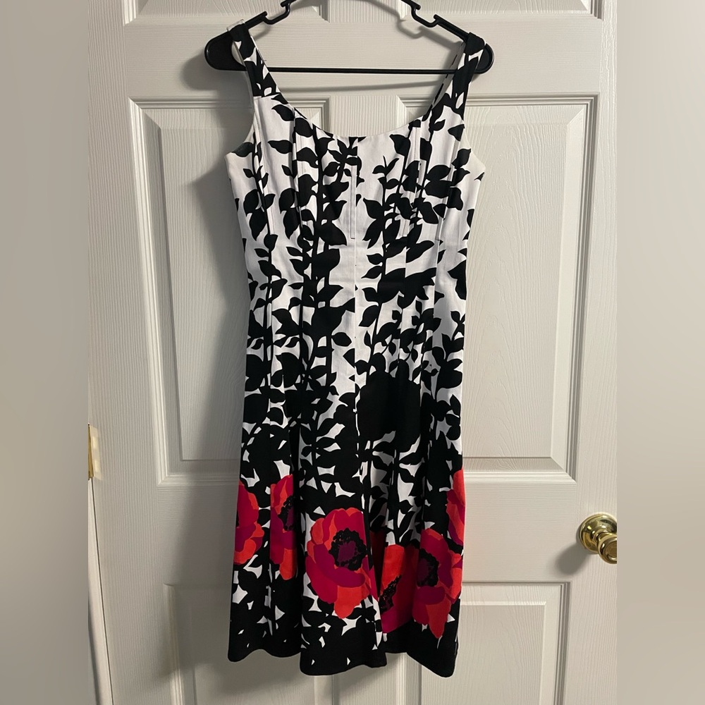 Nine West Black and White Floral Midi Dress with Red Accents